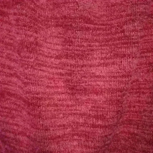 no tags, red and white long sleeve, trumpet embroidered sleeve super soft flowy - Picture 4 of 4